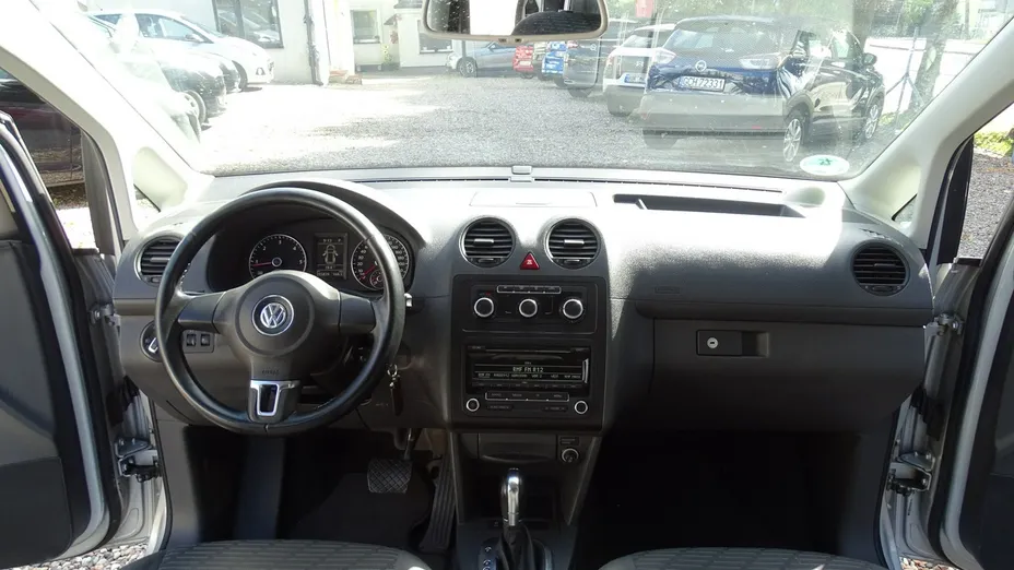 VOLKSWAGEN Caddy -