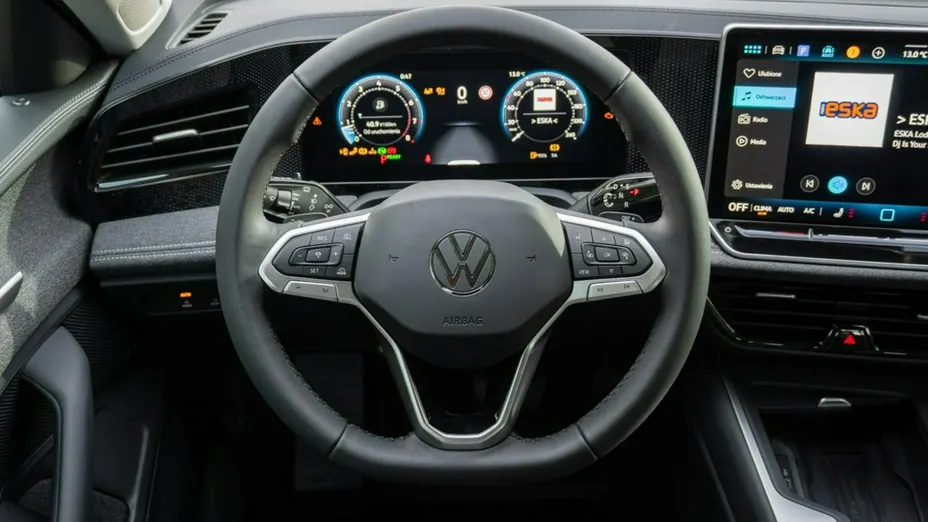 VOLKSWAGEN Passat -