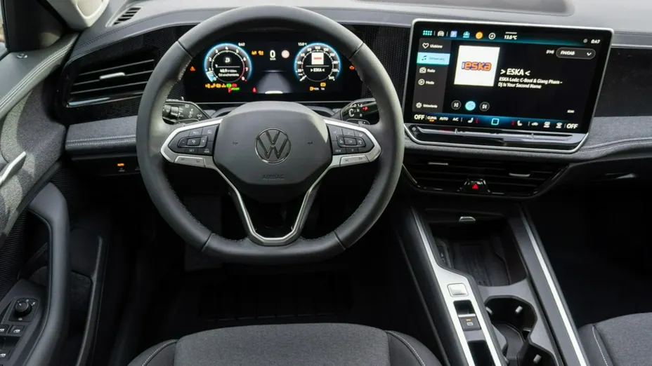 VOLKSWAGEN Passat -