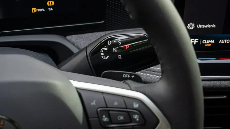 VOLKSWAGEN Passat -