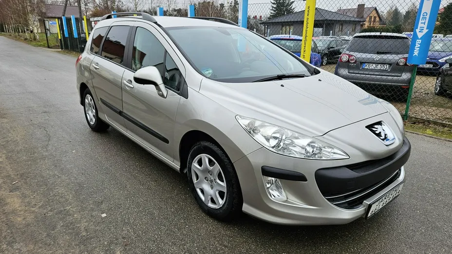PEUGEOT 308 -