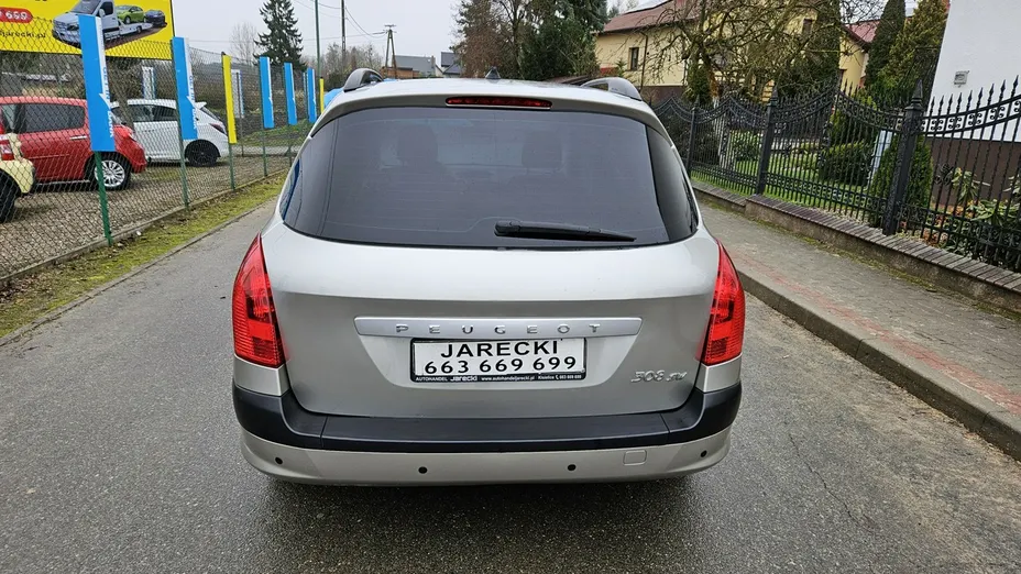 PEUGEOT 308 -