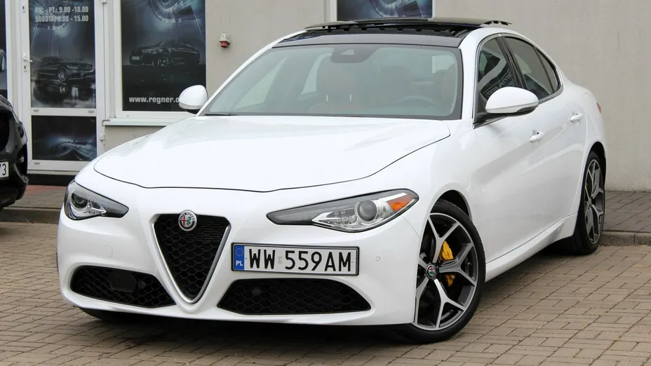 ALFA ROMEO Giulia -