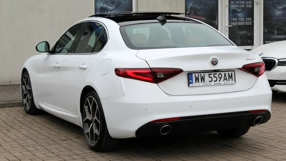 ALFA ROMEO Giulia -