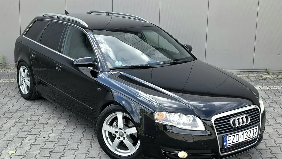 AUDI A4 -