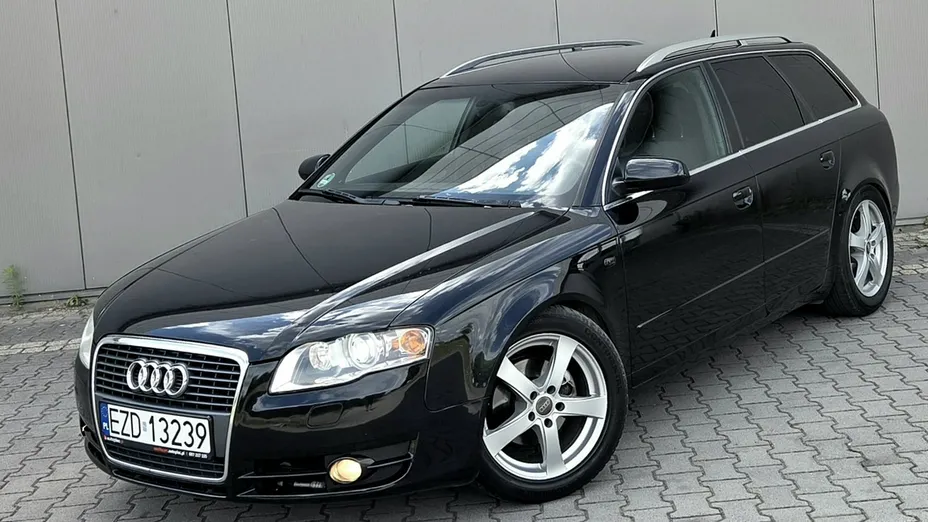 AUDI A4 -