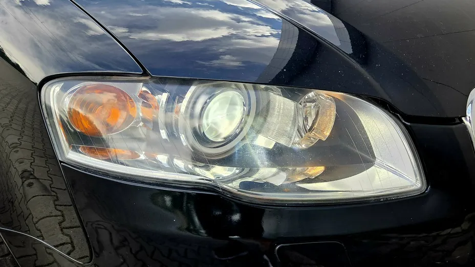 AUDI A4 -