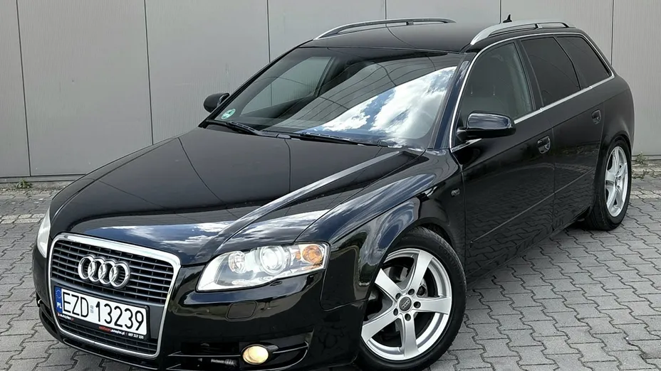 AUDI A4 -