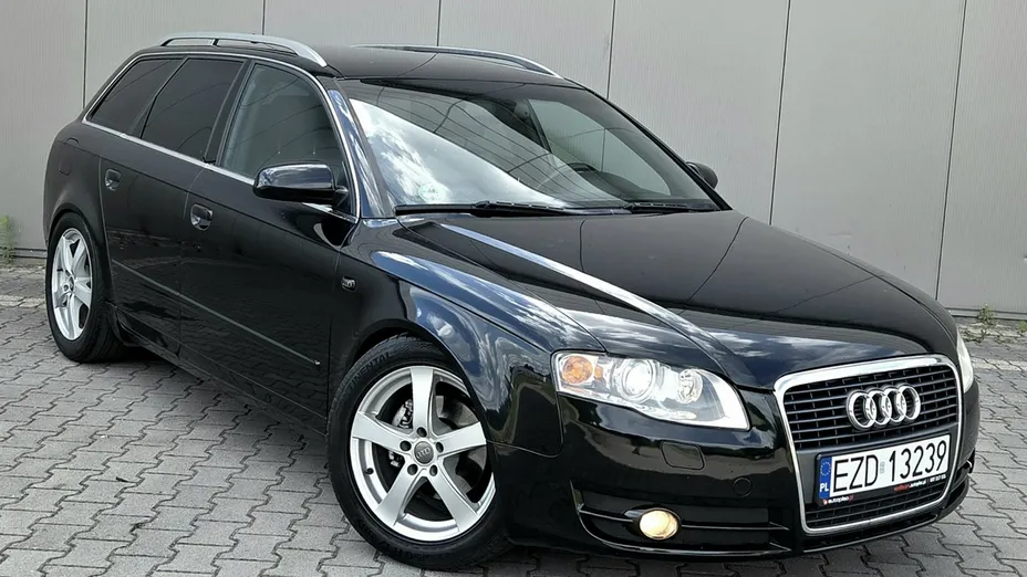 AUDI A4 -