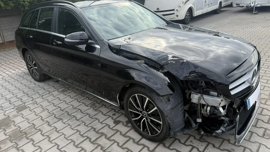 MERCEDES-BENZ C Klasa -