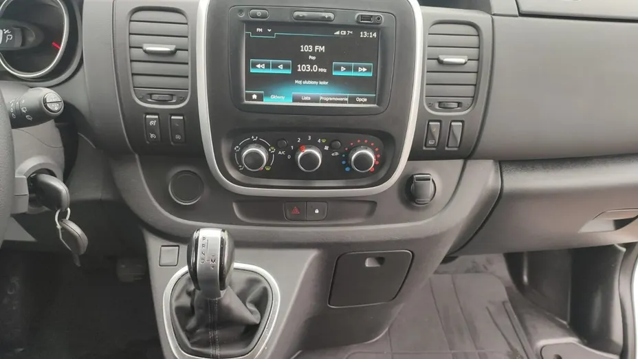 RENAULT Trafic -
