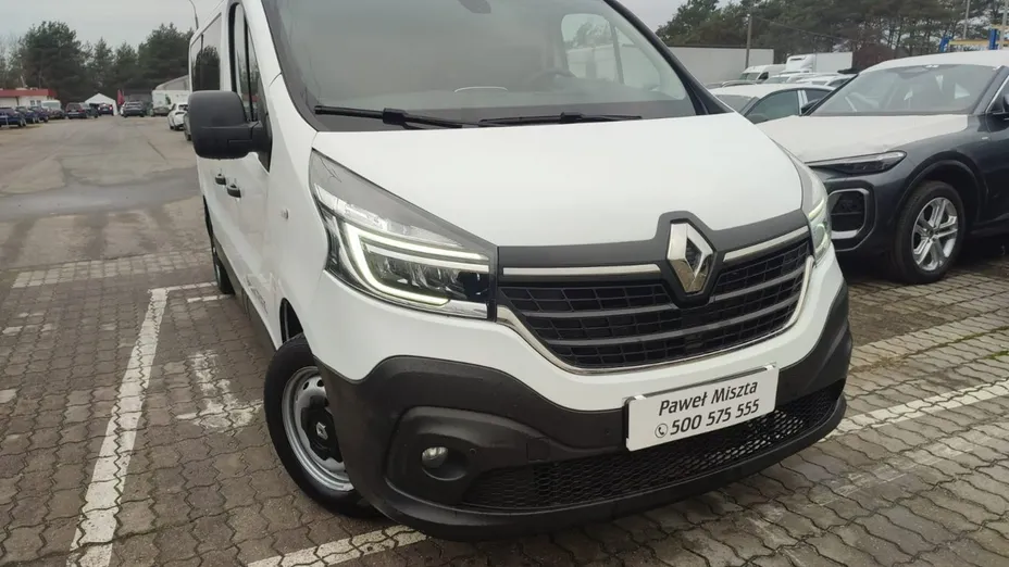 RENAULT Trafic -