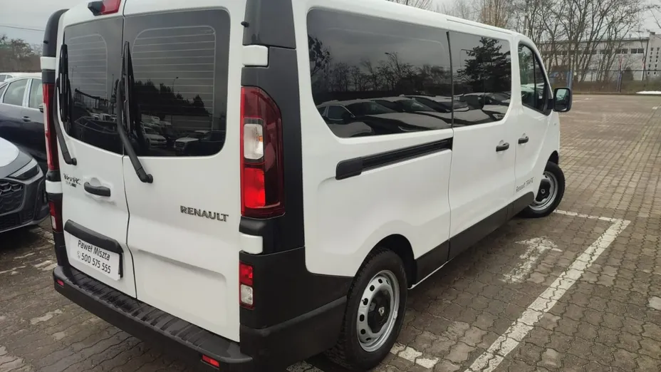 RENAULT Trafic -