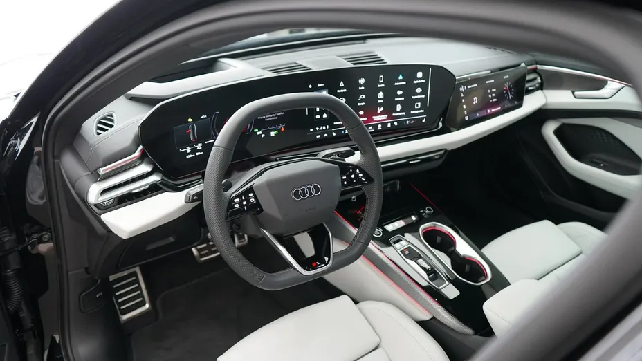 AUDI A6 -