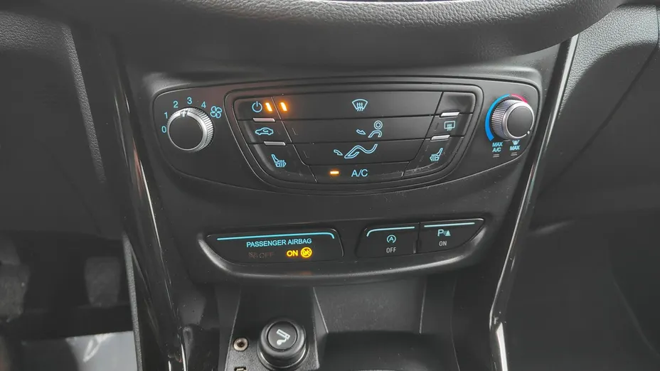 FORD B-MAX -