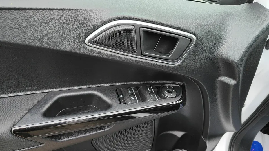FORD B-MAX -