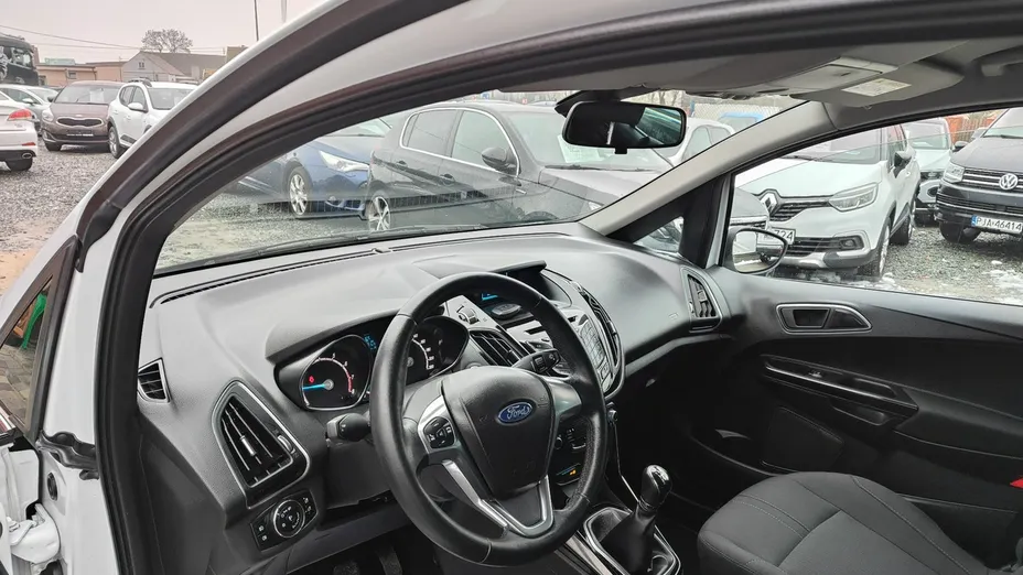 FORD B-MAX -