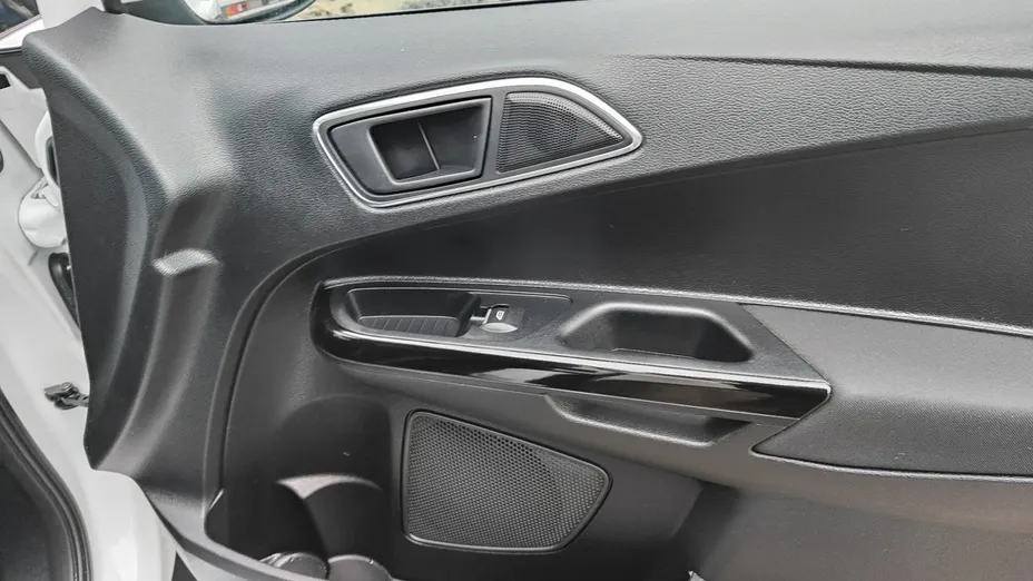 FORD B-MAX -