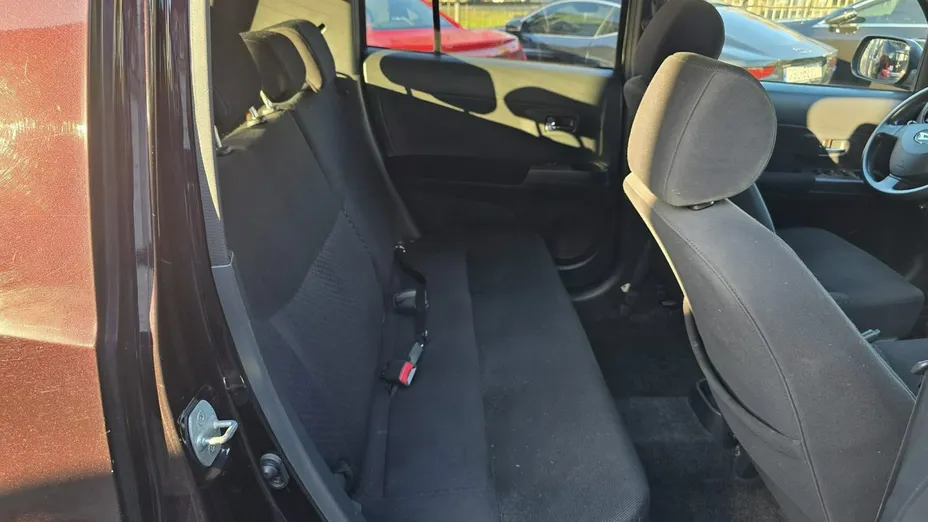 DAIHATSU Materia -