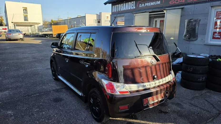 DAIHATSU Materia -