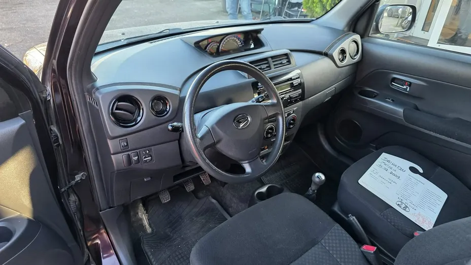 DAIHATSU Materia -