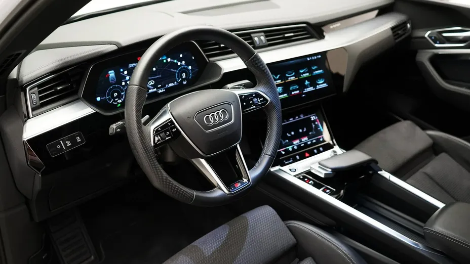 AUDI e-tron e-tron 55 Quattro S Line