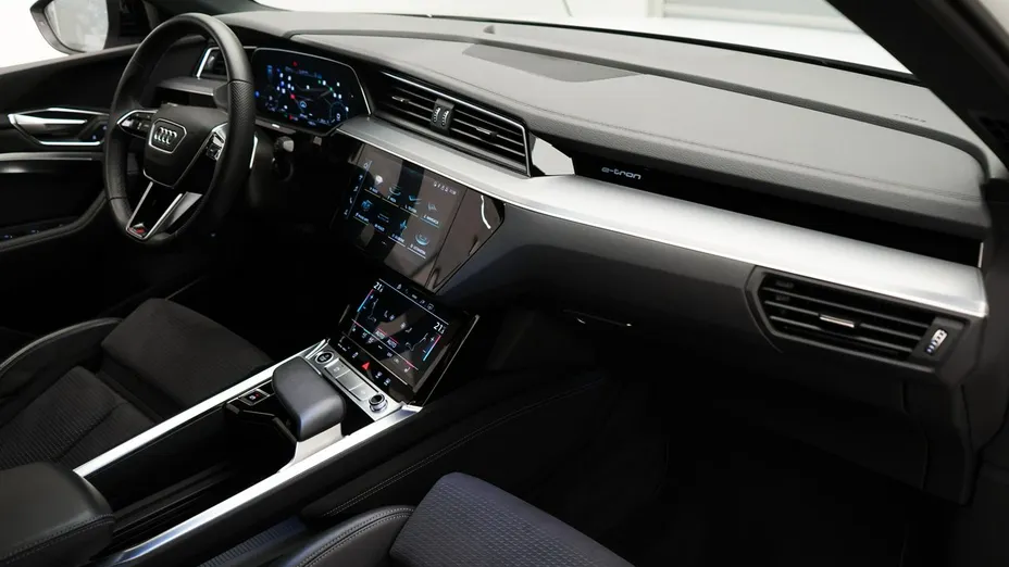 AUDI e-tron e-tron 55 Quattro S Line
