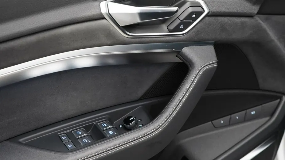 AUDI e-tron e-tron 55 Quattro S Line