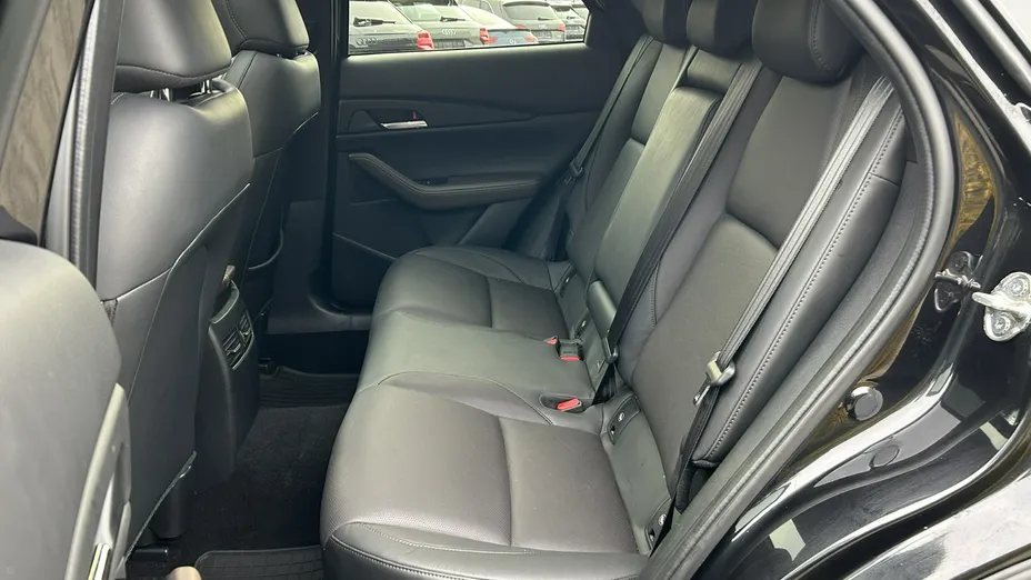 MAZDA CX-30 -