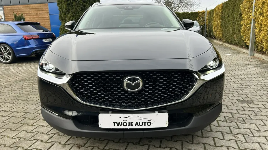 MAZDA CX-30 -