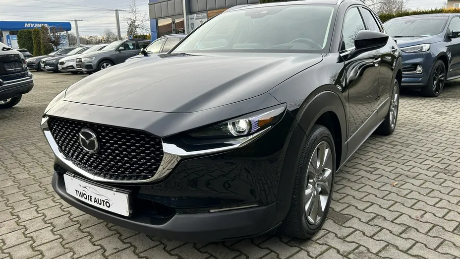 MAZDA CX-30 -