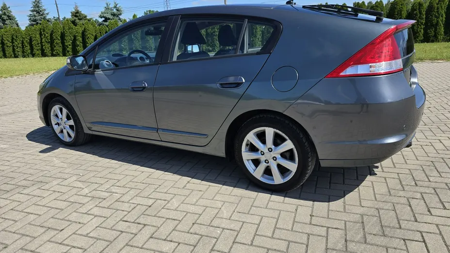 HONDA Insight -