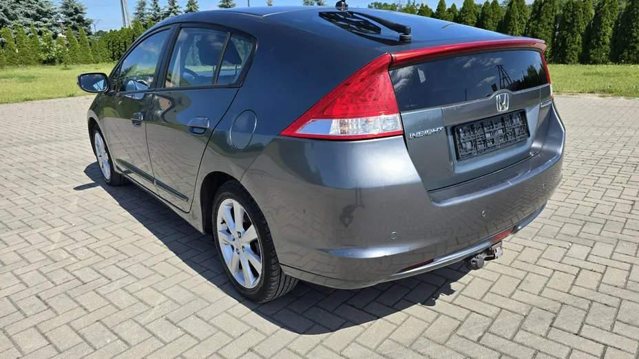 HONDA Insight -