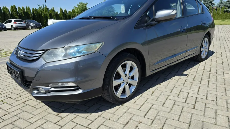 HONDA Insight -