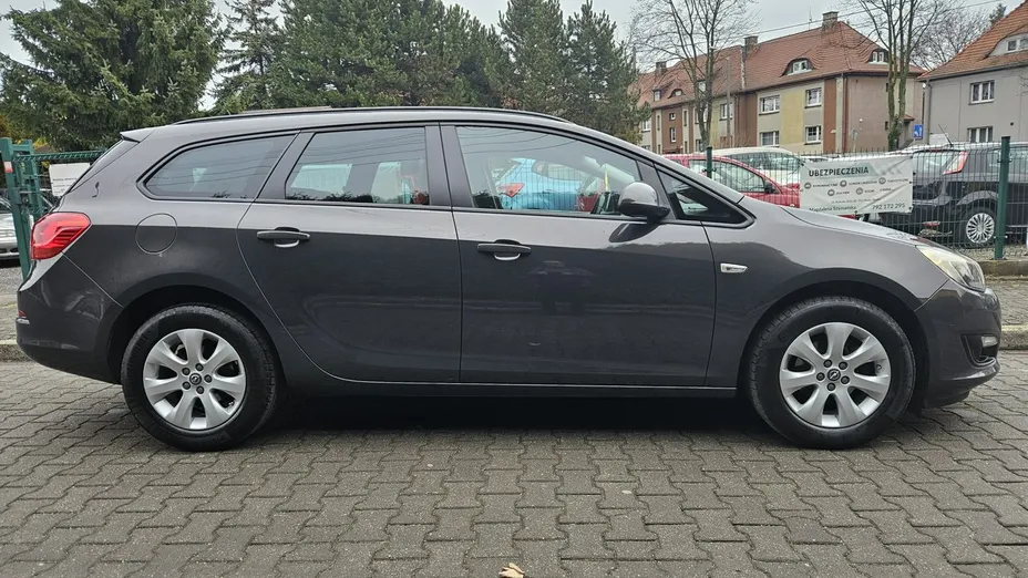 OPEL Astra -