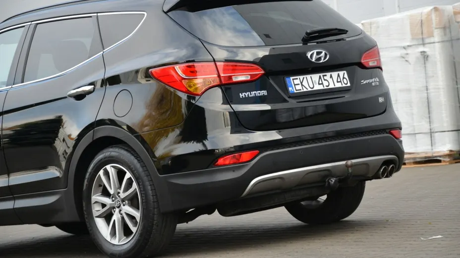 HYUNDAI Santa Fe -
