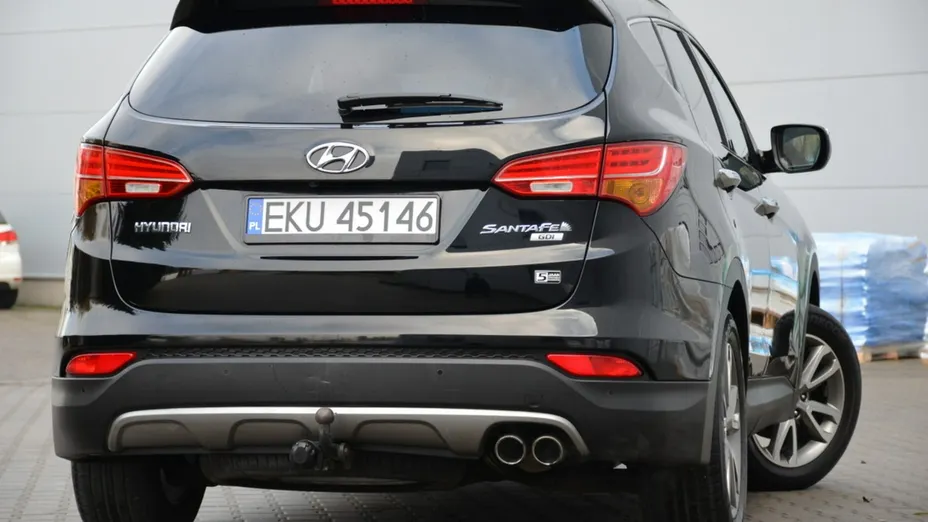 HYUNDAI Santa Fe -