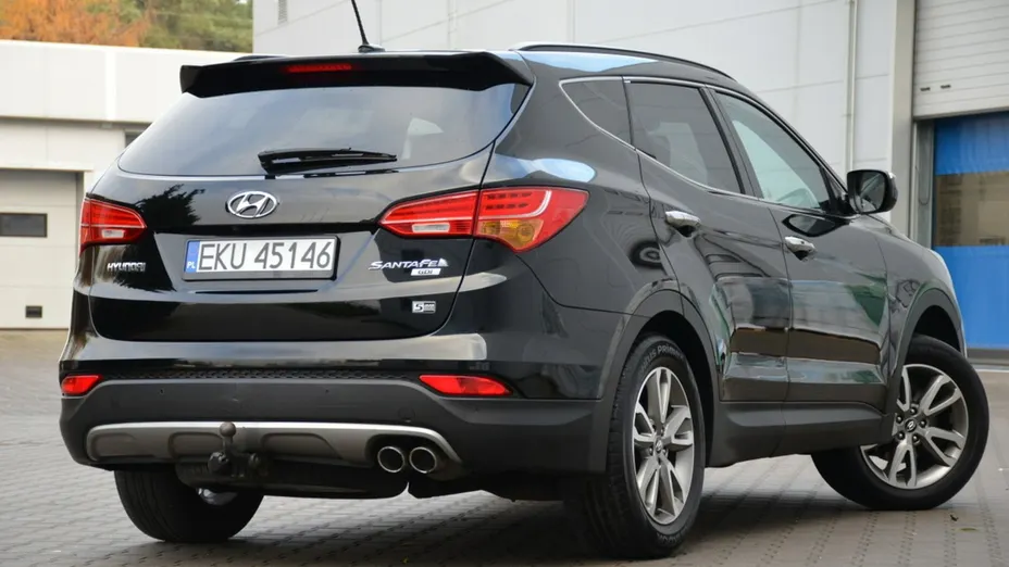 HYUNDAI Santa Fe -