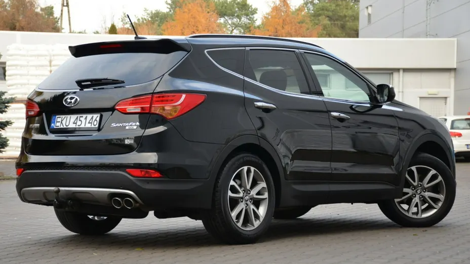 HYUNDAI Santa Fe -