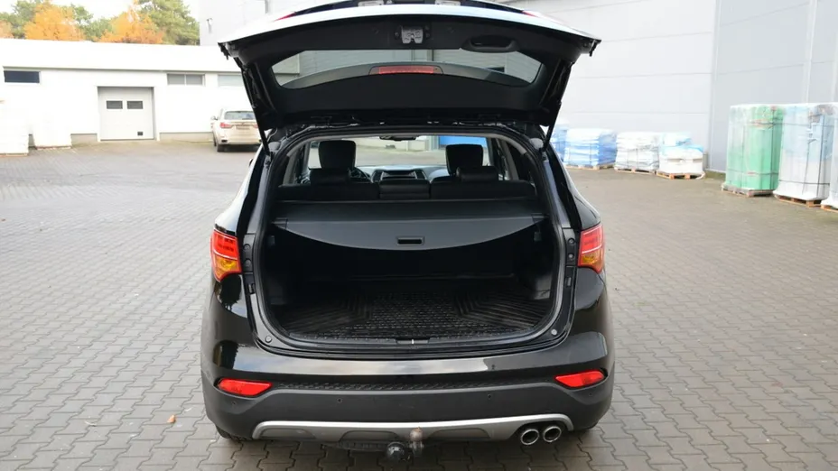 HYUNDAI Santa Fe -