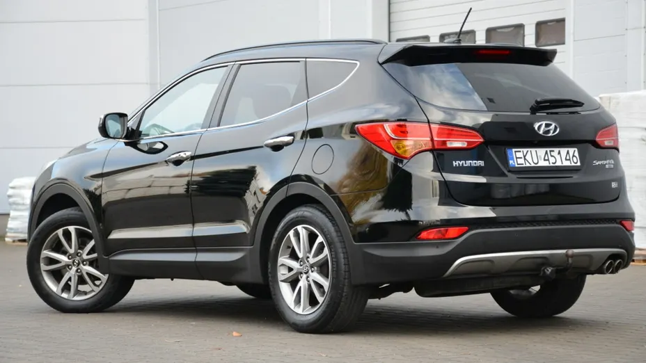 HYUNDAI Santa Fe -