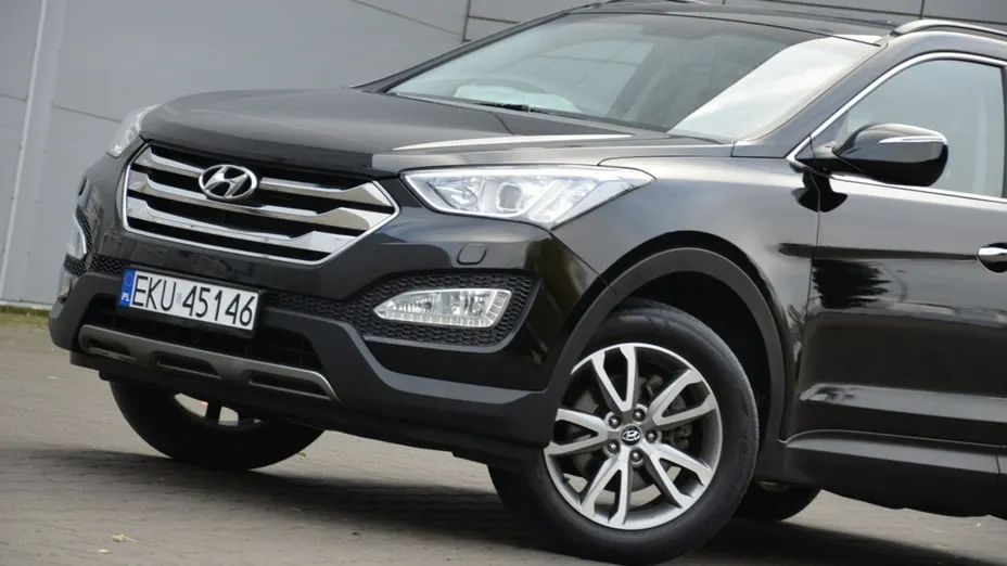 HYUNDAI Santa Fe -