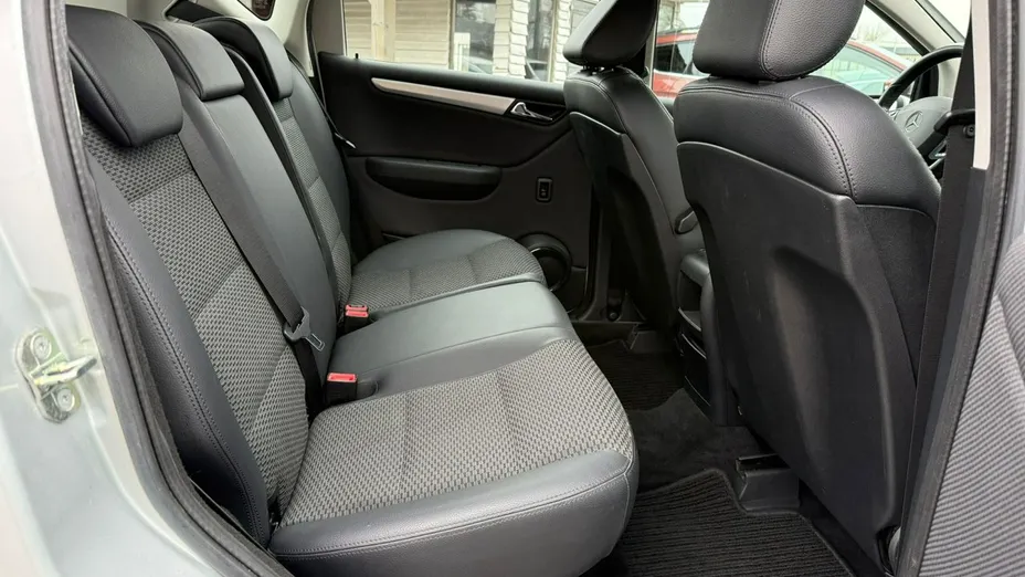 MERCEDES-BENZ A Klasa -