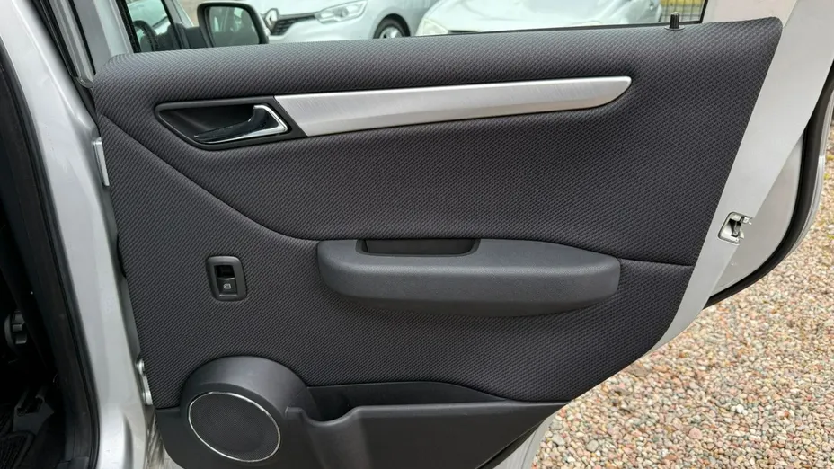 MERCEDES-BENZ A Klasa -