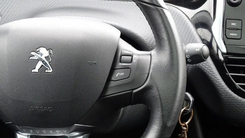 PEUGEOT 2008 -