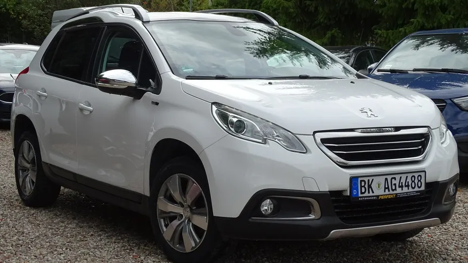 PEUGEOT 2008 -