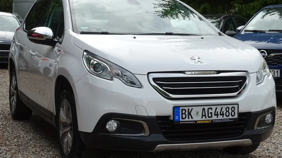 PEUGEOT 2008 -