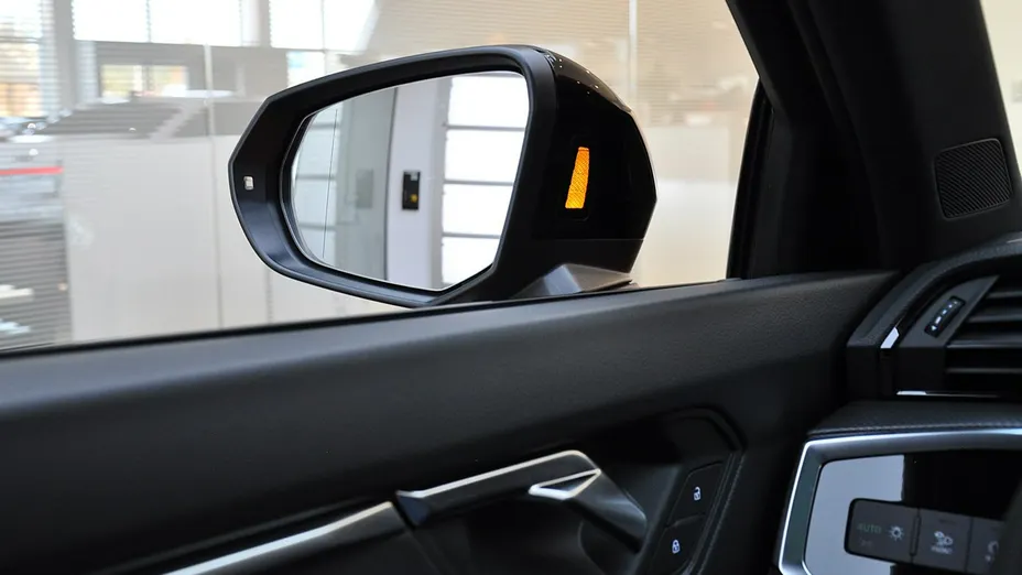 AUDI Q3 Q3 40 TDI Quattro S-Line S tronic