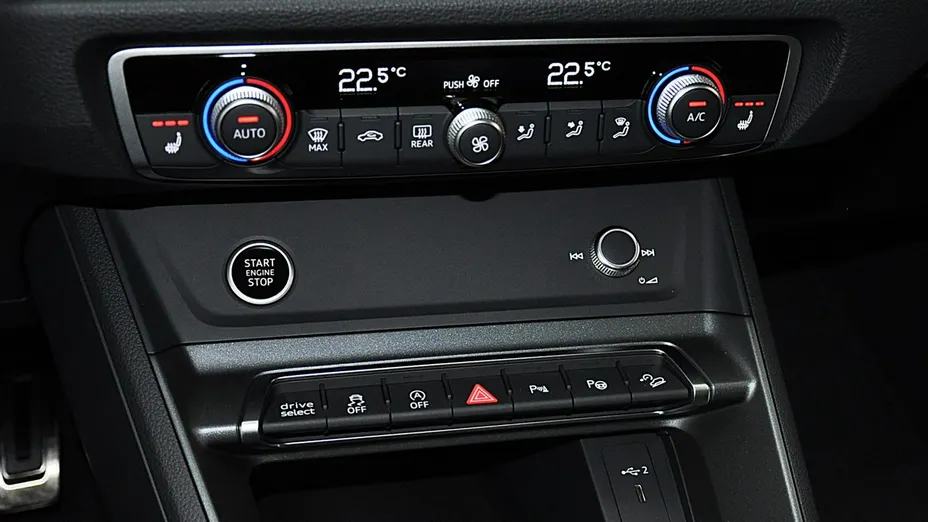 AUDI Q3 Q3 40 TDI Quattro S-Line S tronic