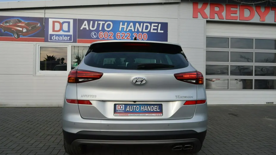 HYUNDAI Tucson -